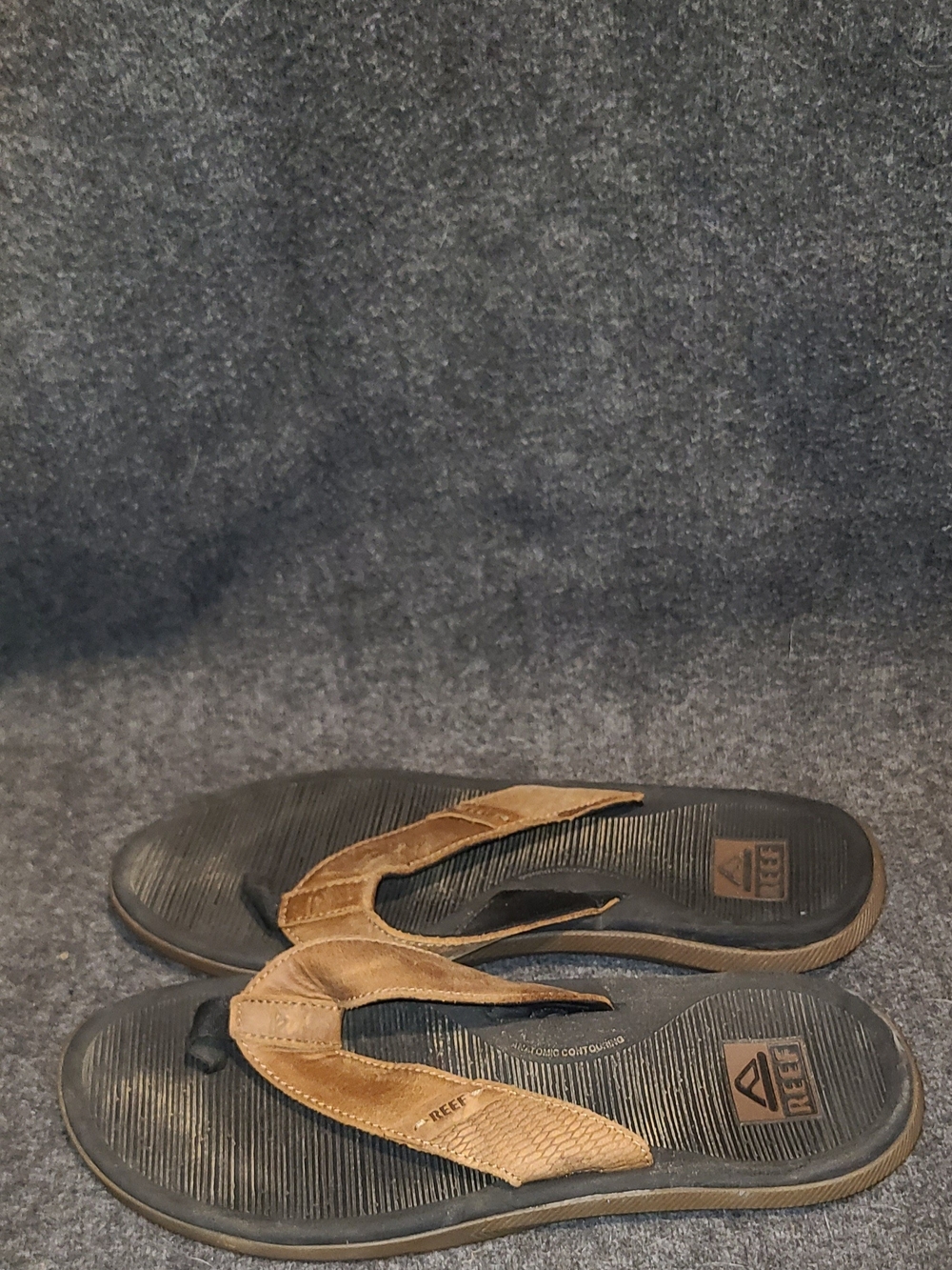 Reef Santa Ana Men's Flip Flop Sandals Black Brown Leather Size 11